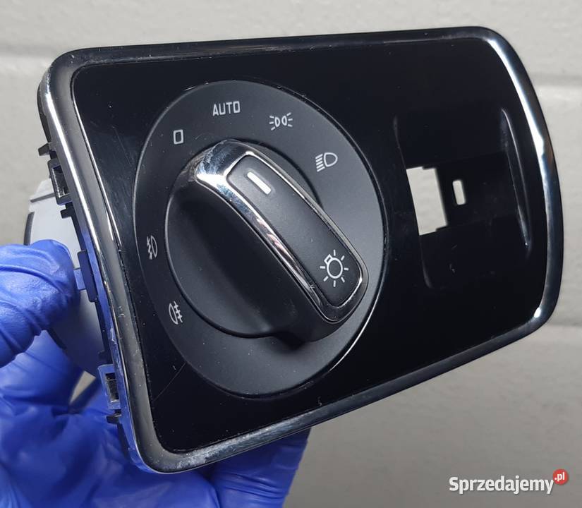 WŁĄCZNIK ŚWIATEŁ SKODA SUPERB II 3T0941431B Mielęcin