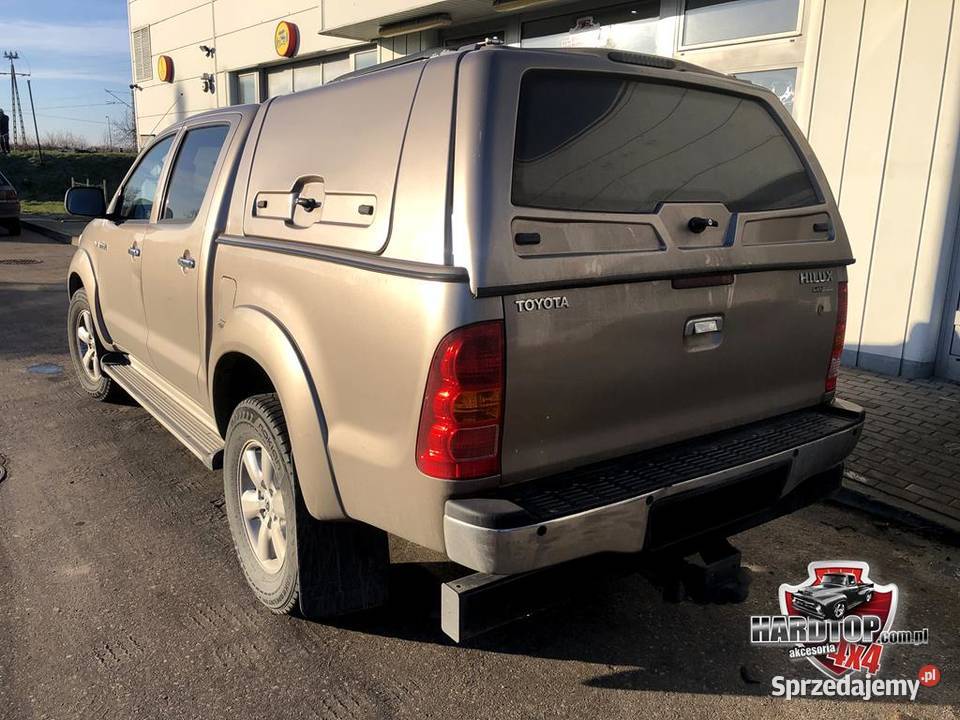 Toyota Hilux Hardtop zabudowa klapy boczne Karoseria Pasłęk