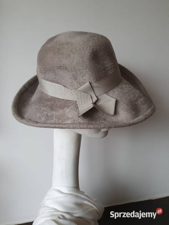 Kapelusz beżowy szary siwy 10 Nakrycia głowy śląskie Katowice