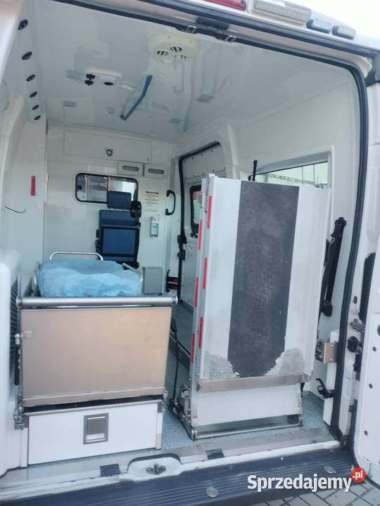ambulans karetka 2300cm3 lubuskie Drągowina