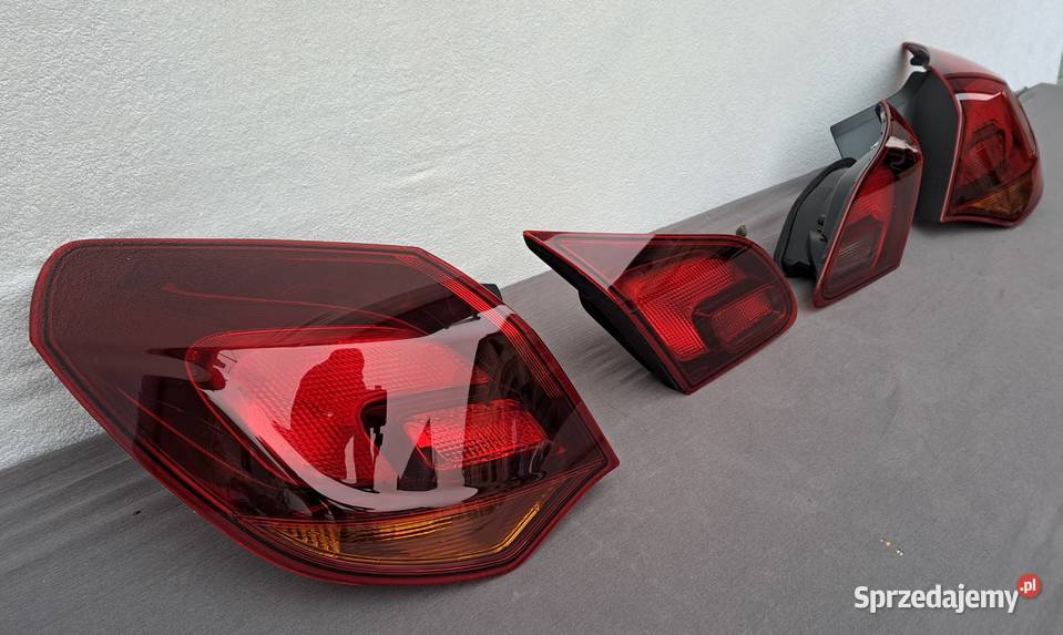 Lampy tył tylne ciemne komplet Opel Astra J IV Mielęcin sprzedam