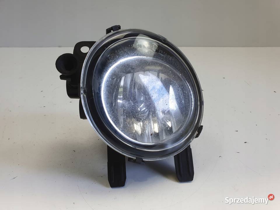 BMW F30 1118r PRZEDNI HALOGEN PRAWY PRZÓD osobowe Rudka