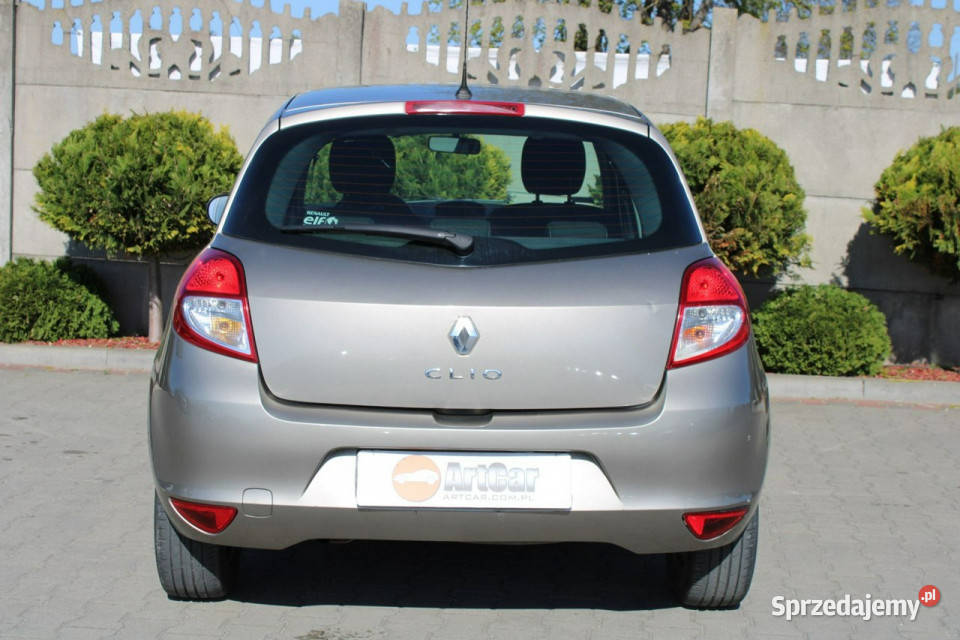 Renault Clio Renault Clio III 12 benzyna 75 2012 248824km sprzedam