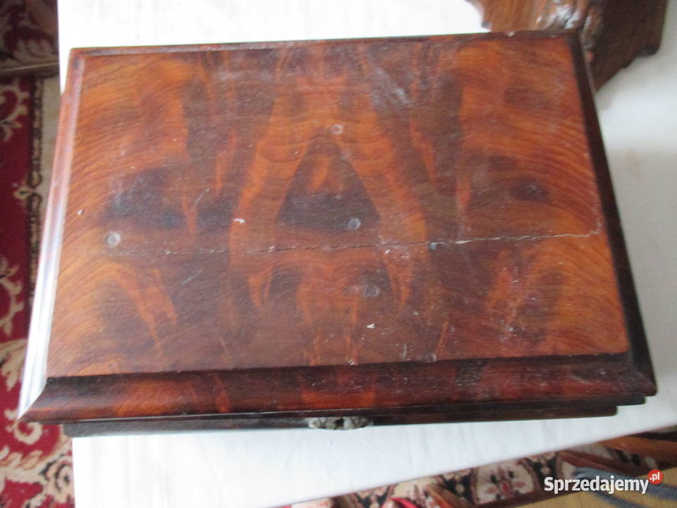 Piękny palisandrowy kuferek zachodniopomorskie Stargard