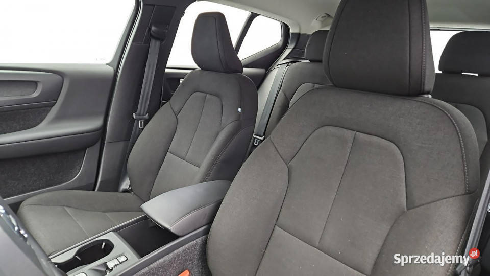 Volvo XC 40 T3 Momentum Core Z Polskiego Salonu czujnik parkowania mazowieckie Warszawa