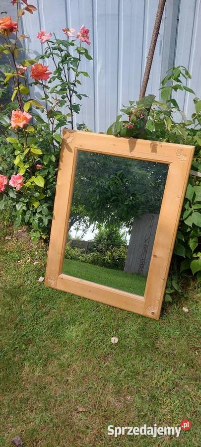 Lustro w drewnianej ramie Morawica