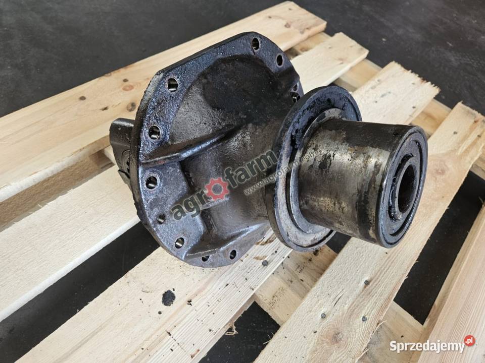 Uchwyt dyferencjału FWD Massey Ferguson 6180 Byków