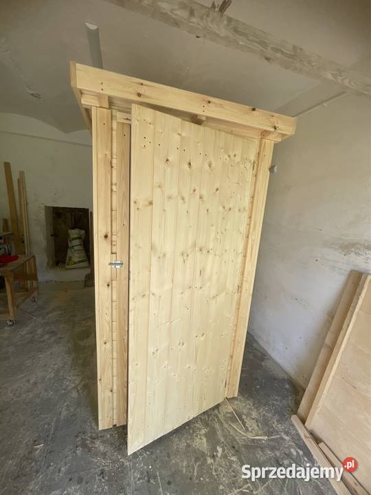 WC XXL drewniane Latryna wychodek łódzkie