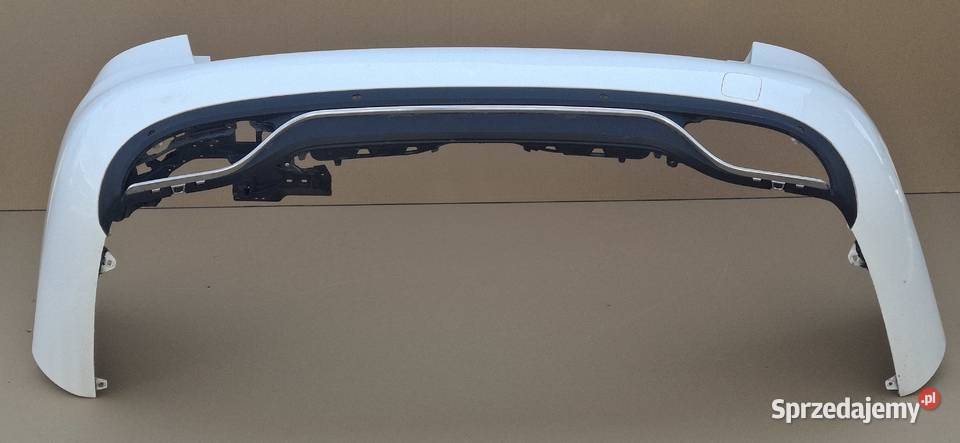 MERCEDES CKLASA W205 KOMBI ZDERZAK TYŁ TYLNY Bieleń