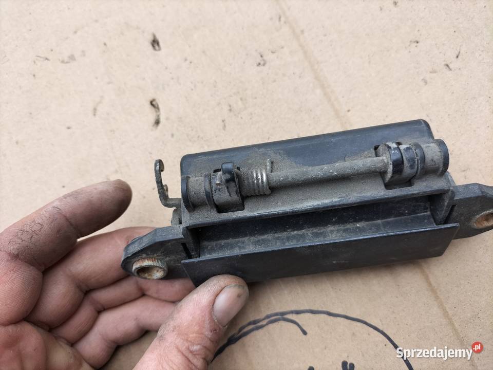 Audi 80 B3 B4 89383920 KLAMKA ZEWNĘTRZNA PRAWY osobowe