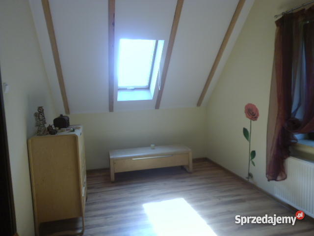 ROGOŹNIK DOM DO ZAMIESZKANIA NA PRESTIŻOWYM OSIE ogródek Rogoźnik