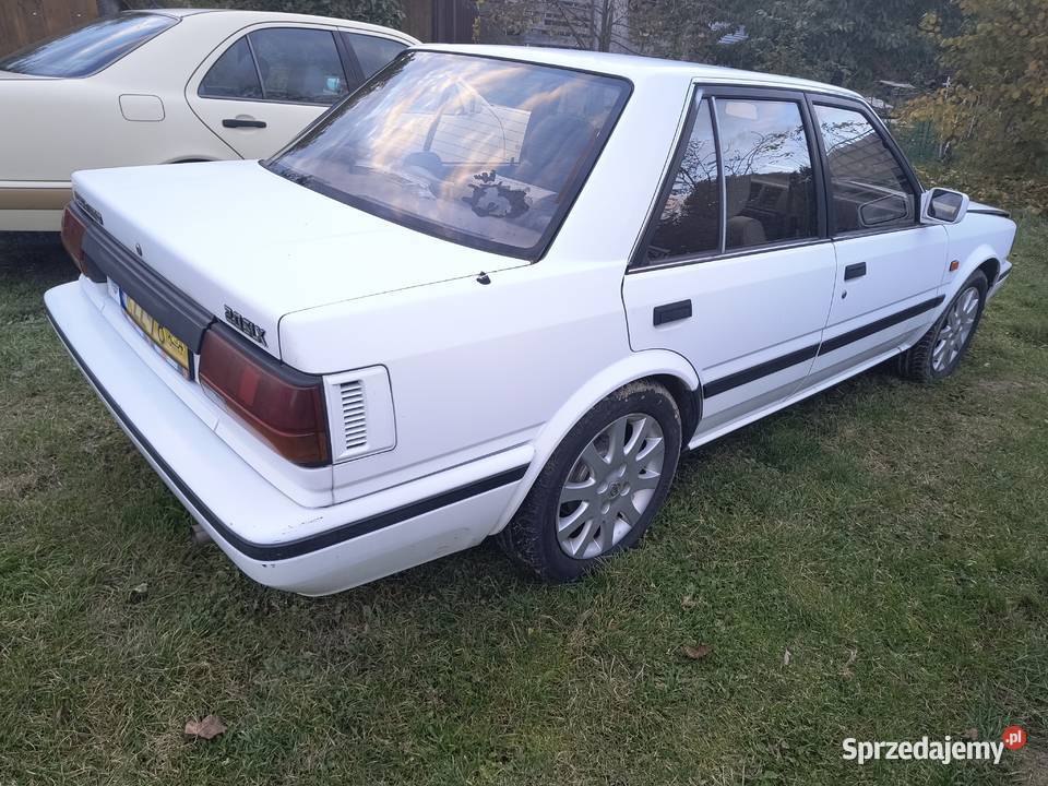 Nissan Bluebird 20 B automat Bluebird Zabratówka sprzedam