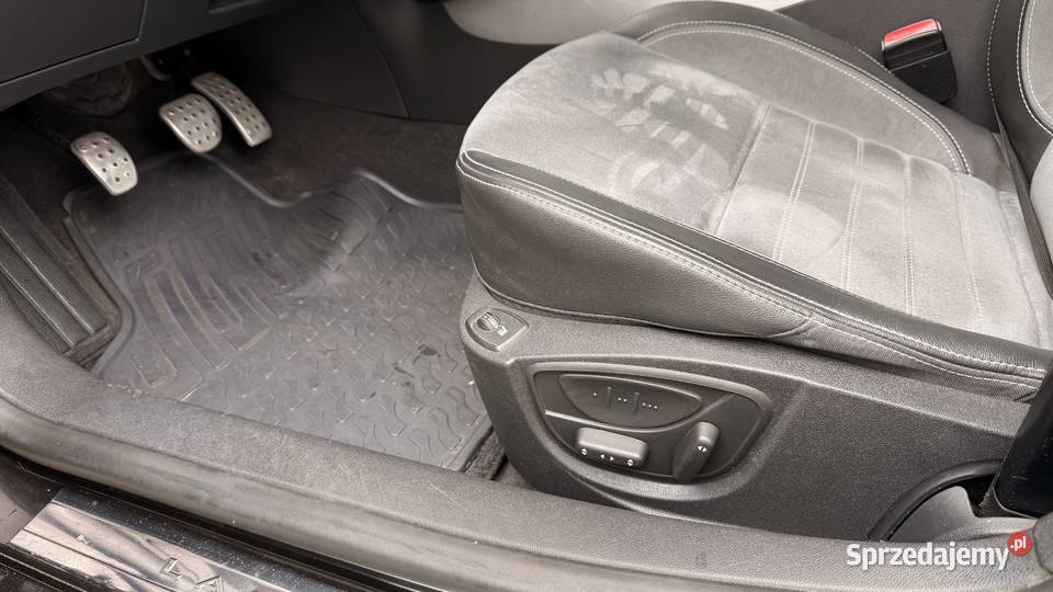 Renault Laguna III Grandtour 20 dCi 178 4Control 1998cm3 pomorskie