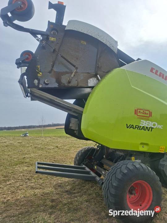 Prasa rolująca Claas Variant 380RC KroneLely Wąwelno