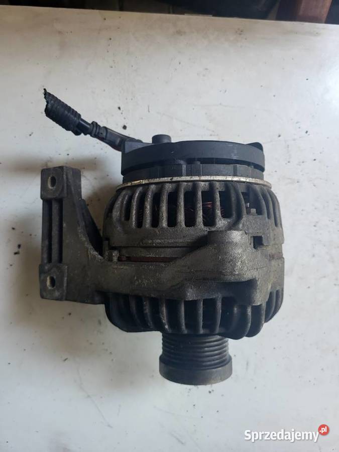 Alternator Volvo oryginalny 30667787
