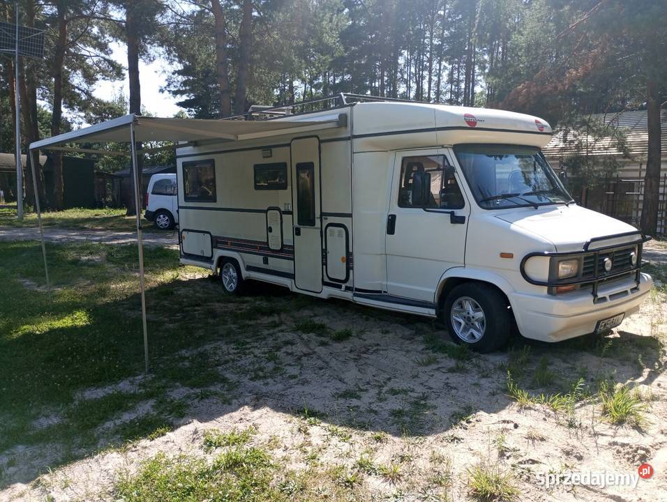 Kamper Półintegra Peugeot 230L sprzedam