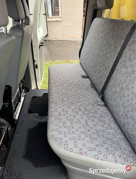 Volkswagen T5 DOKA 6 osobowy 25 tdi 130 manual 6 Wieloborowice