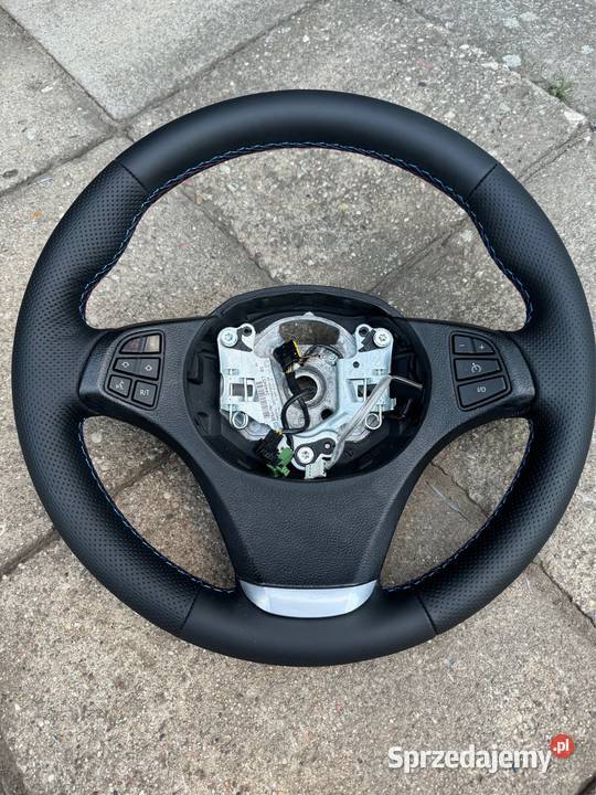 Kierownica do BMW X3 E83 Nowa skóra sprzedam