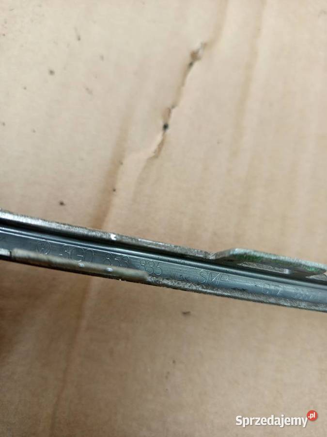 Listwa środkowa passat b8 kombi orginalna Rzeszów