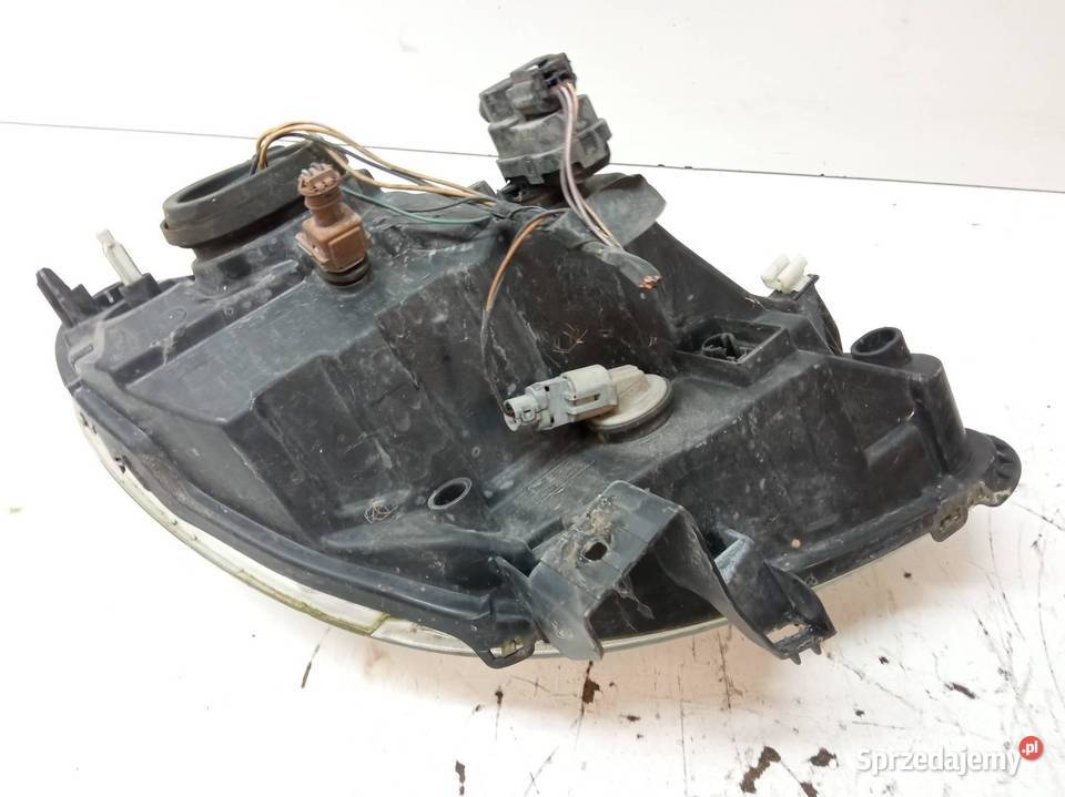 LAMPA PRZÓD LEWA LIFT EUROPA 7701069086 Renault osobowe świętokrzyskie