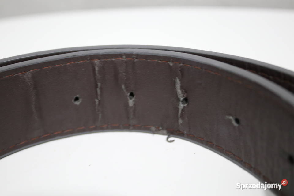 Pasek damski z dużą srebrną cekinową klamrą