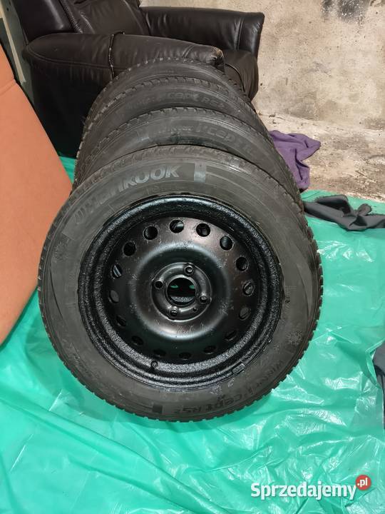 Koła Stalowe z Oponami Zimowymi Hankook Zgorzelec