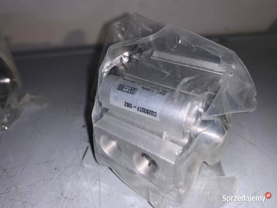 SMC CQ2B32TF10SZ Pneumatic Cylinder Warszawa