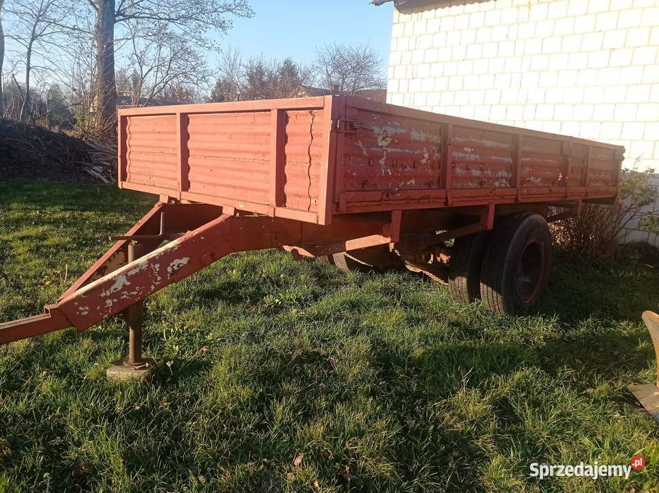 Przyczepa jednoosiowa na bliźniaku resorach Łuków