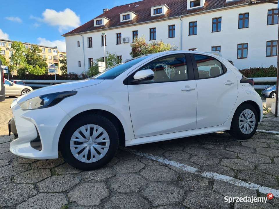Toyota Yaris 15 Hybrid 116 2023 Automat Navi Zgorzelec