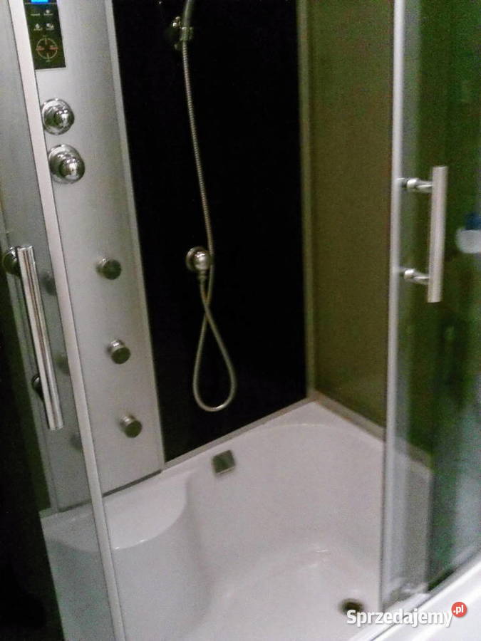 wolnostojąca zabudowana wanna z hydromasażem Wanny Barciany