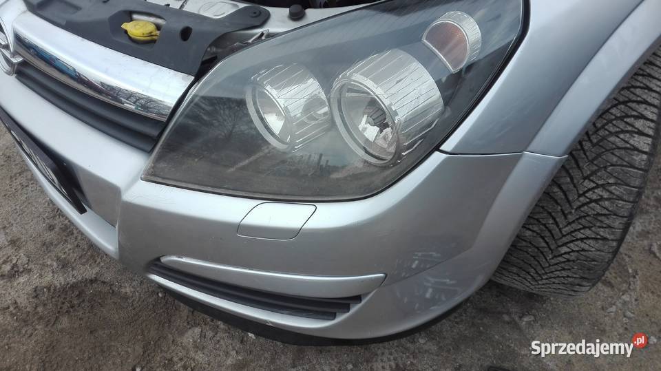 Lampyprzednie opel astra h czarny srideknie Suskowola