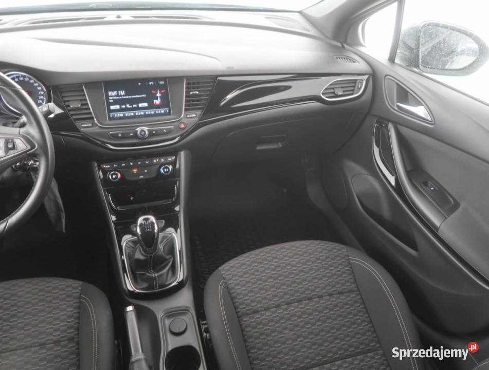 Opel Astra 14 T nieuszkodzony dolnośląskie Bielany Wrocławskie sprzedam