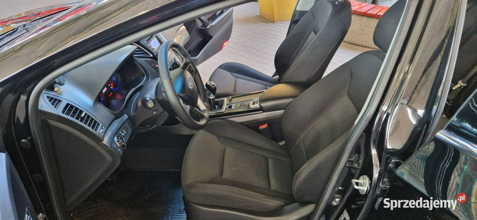 Hyundai i40 Opis W podanej Roczna Gwarancja