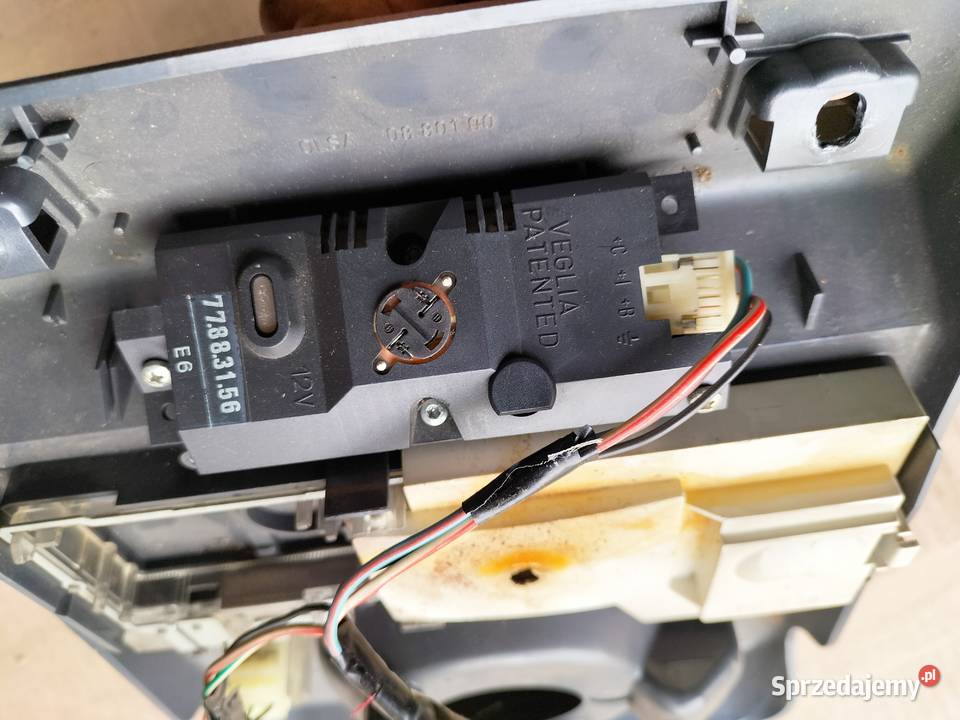 FIAT PUNTO 1 MK1 LAMPKA WNĘTRZA OŚWIETLENIE lubelskie Kamień-Kolonia