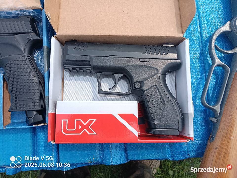 Pistolet wiatrówka co2