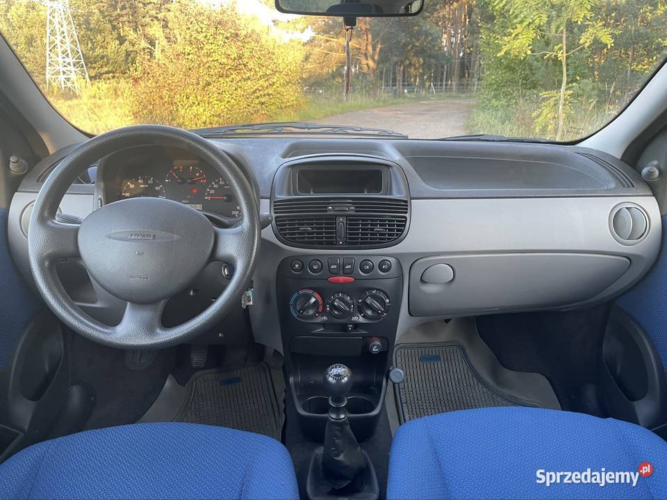 Fiat Punto Perfekcyjny stan Niski przebieg Zawiercie sprzedam
