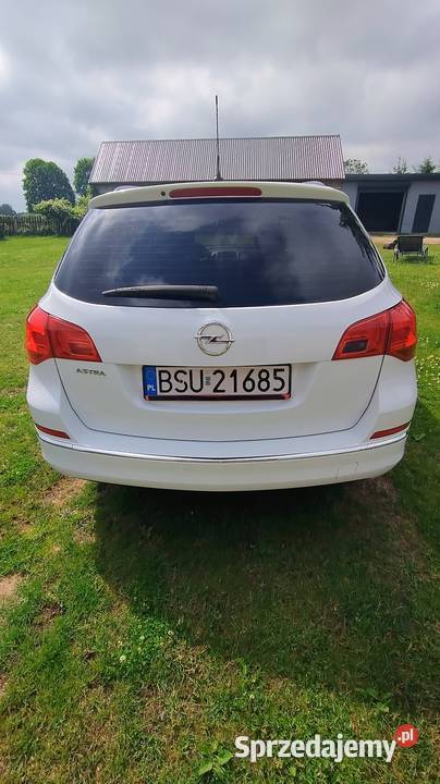 Opel Astra J Sports Tourer 16 benzgaz elektryczne lusterka sprzedam