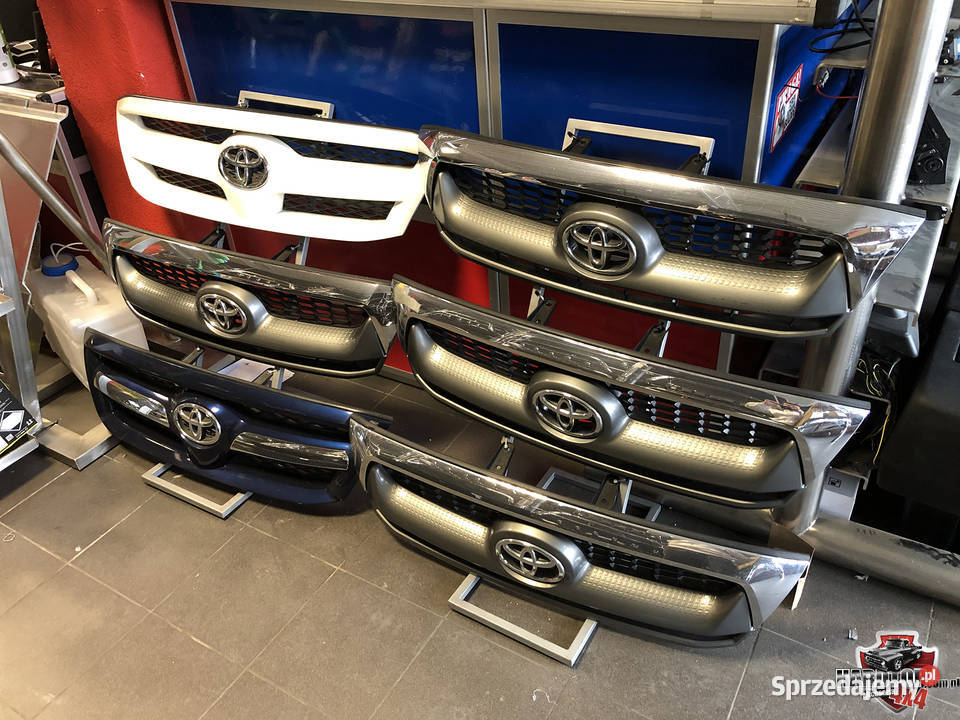 Grill Atrapa Toyota Hilux 2006 Karoseria