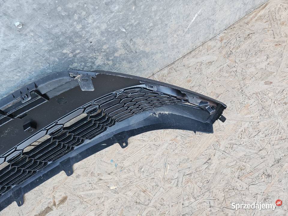 TOYOTA CHR CHR LIFT KRATKA ZDERZAKA PRZÓD osobowe sprzedam