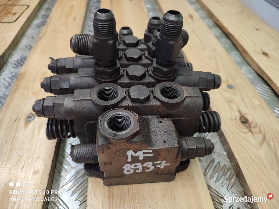 Rozdzielacz hydrauliczny 190118 01 Massey Wilkowo