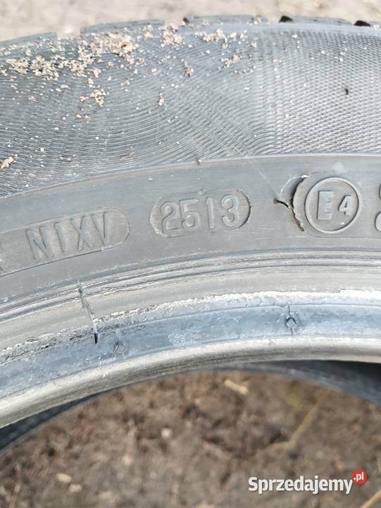 Opony zimowe 215 55 17 Hucisko sprzedam