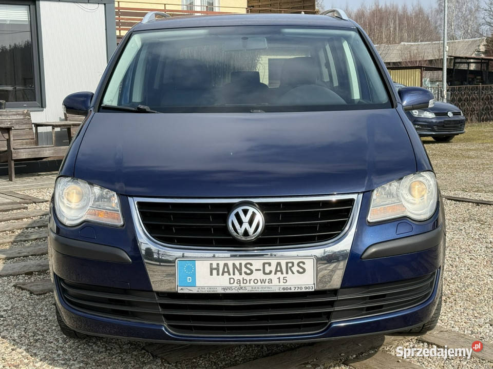 Volkswagen Touran 16 VAT marża pomorskie Dąbrowa