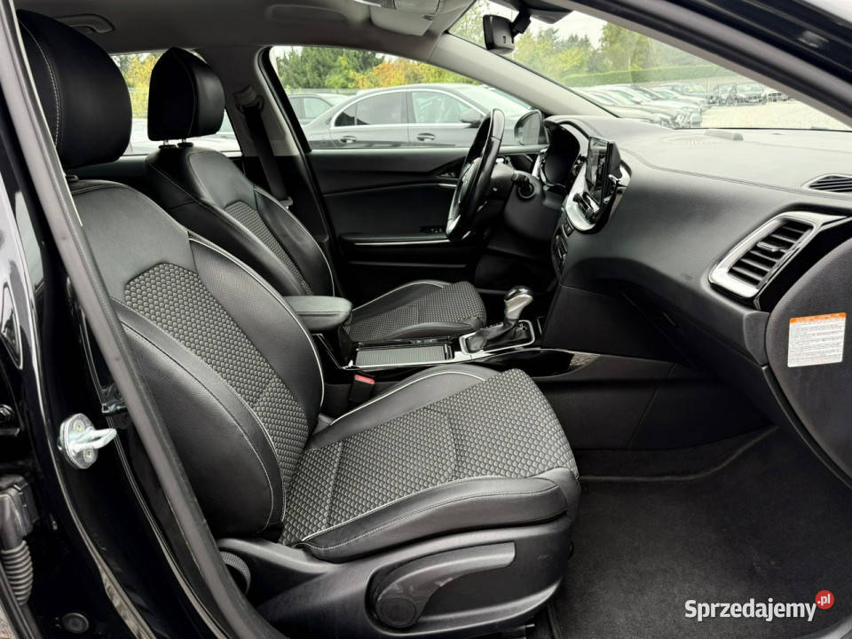 Kia Ceed 16 16V GDI 2023r 141 Plugin Hybrid światła do jazdy dziennej Wrocław sprzedam