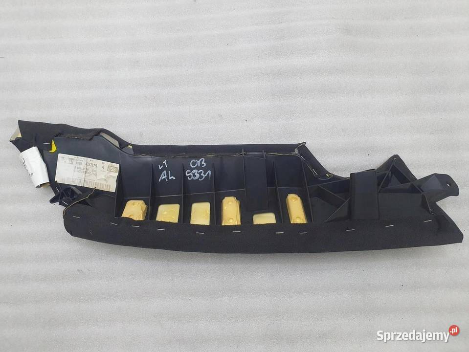 BOCZEK KANAPY TYŁ LEWY AUDI A4 B8 8T0857791