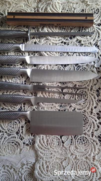 ZESTAW NOŻY KUCHENNYCH Z OSTRZAŁKĄ I ZAWIESZKĄ sprzedam