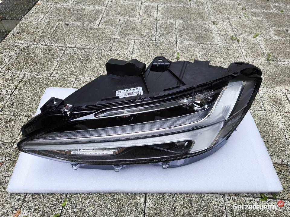 Volvo S90 reflektory Full LED Active High Beam Żyrardów