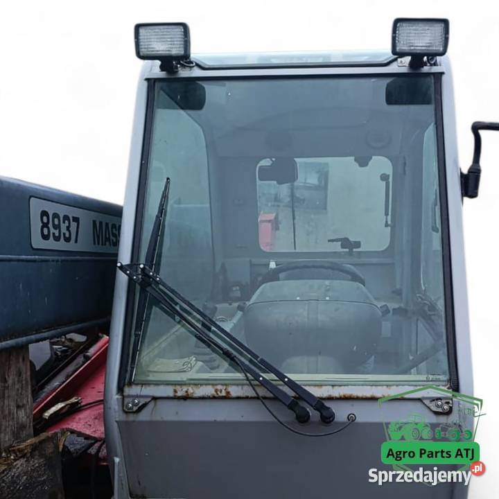 Kabina ładowarka teleskopowa Massey Ferguson