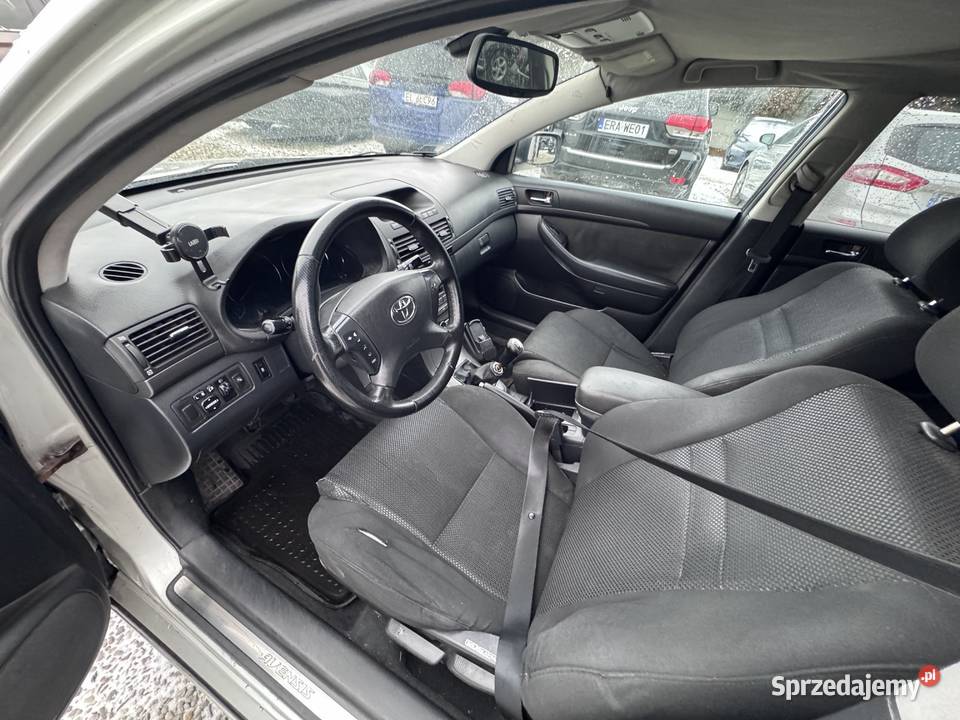 Toyota Avensis śląskie Paniówki