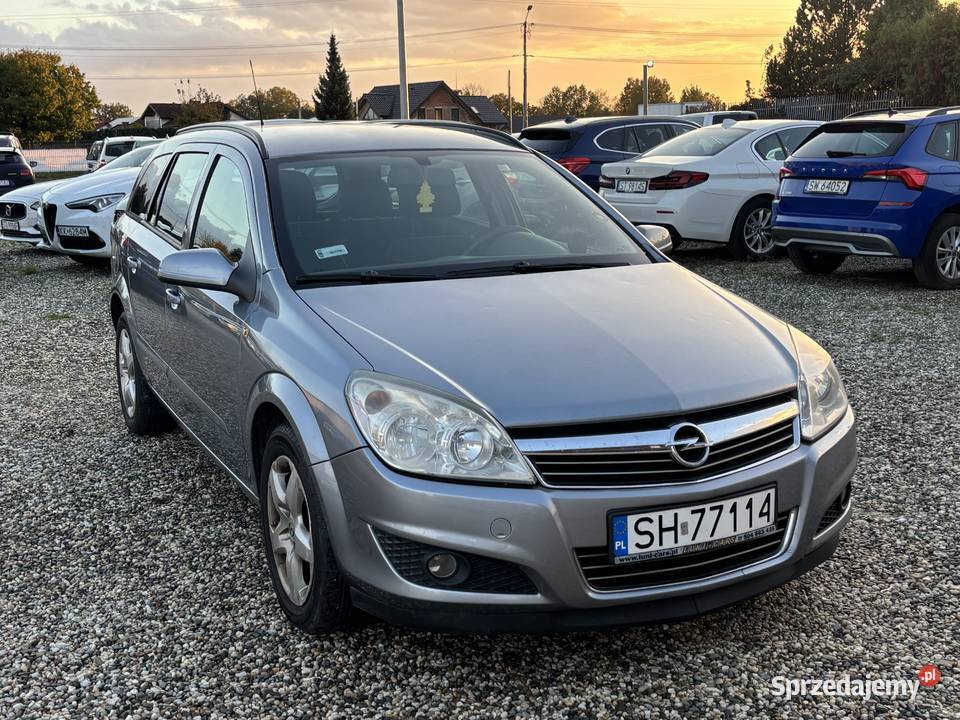Opel Astra Paniówki