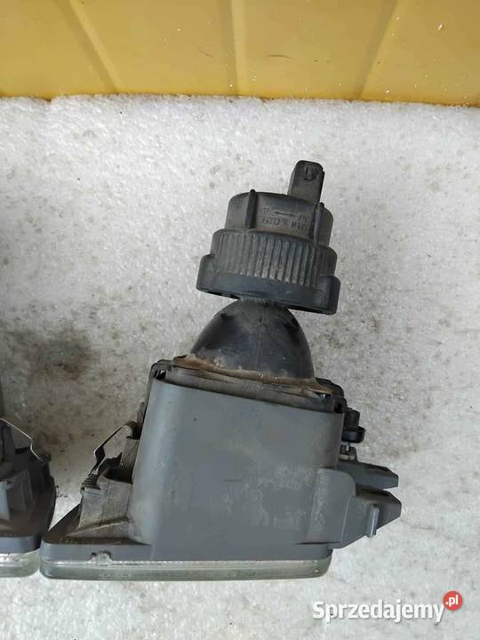 Halogeny Hella VW Golf 3 III MK3 MKIII osobowe Lampy przeciwmgielne Grodków